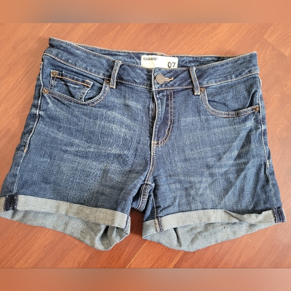 Garage High Rise Stretchy Jean Shorts Size 7 - Picture 1 of 5